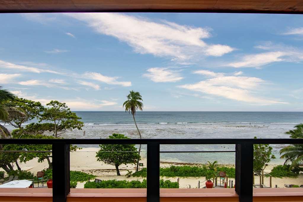 Doubletree By Hilton Seychelles Allamanda Resort & Spa Takamaka Rum bild
