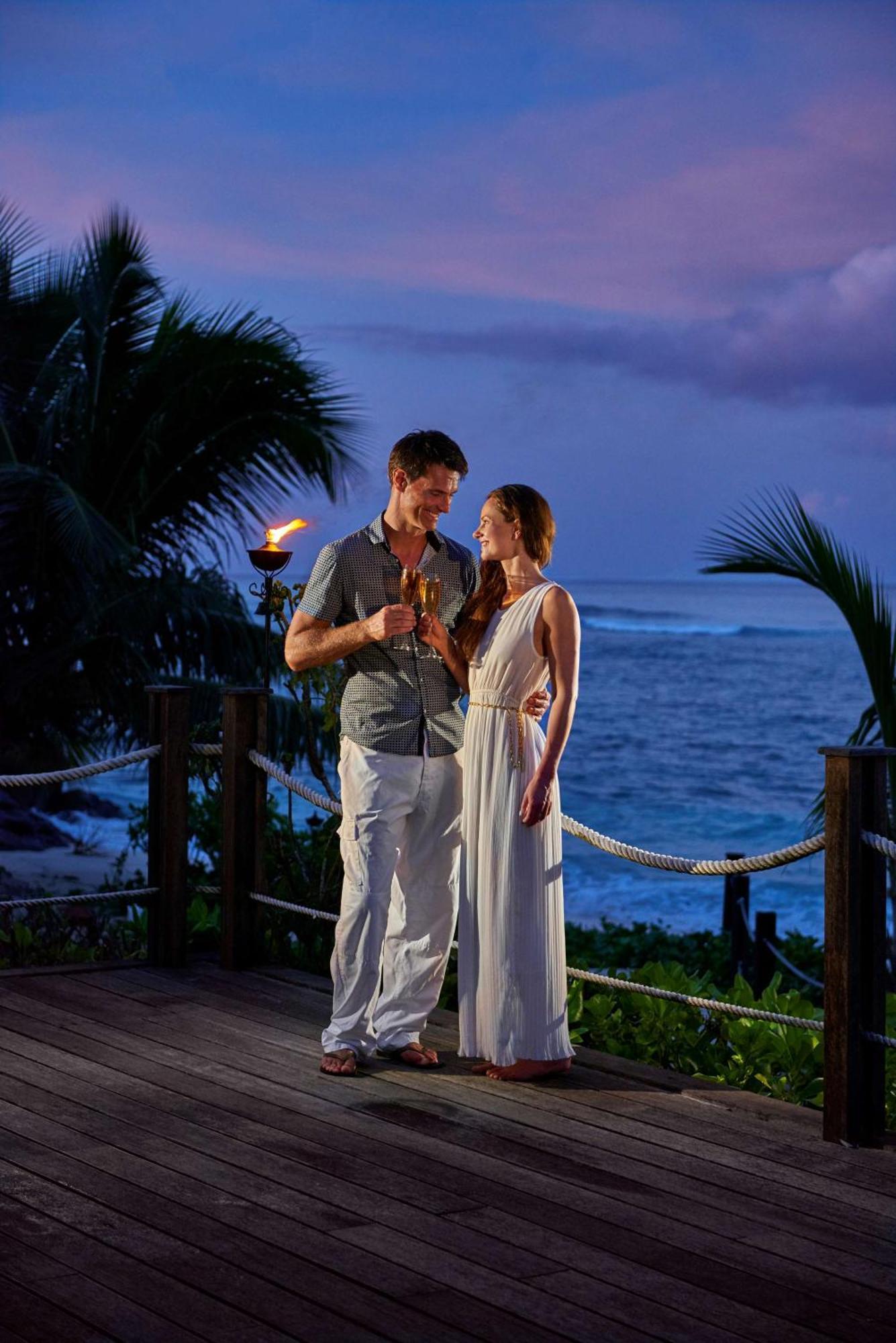 Doubletree By Hilton Seychelles Allamanda Resort & Spa Takamaka Exteriör bild