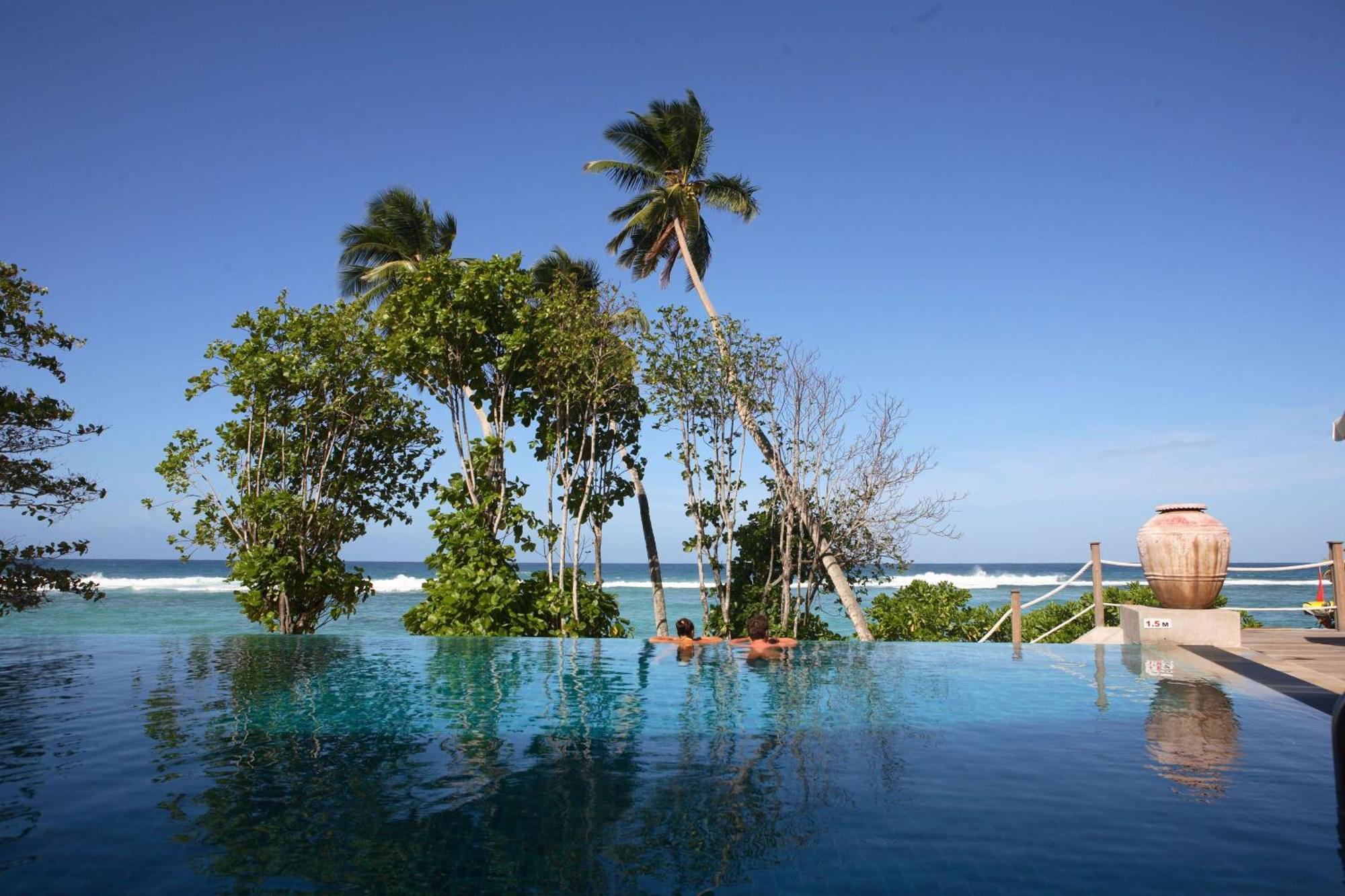 Doubletree By Hilton Seychelles Allamanda Resort & Spa Takamaka Exteriör bild