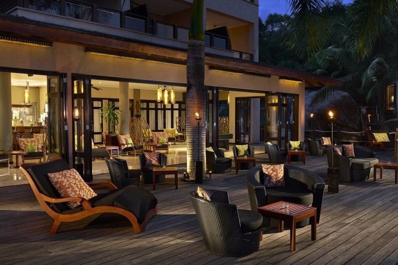 Doubletree By Hilton Seychelles Allamanda Resort & Spa Takamaka Exteriör bild