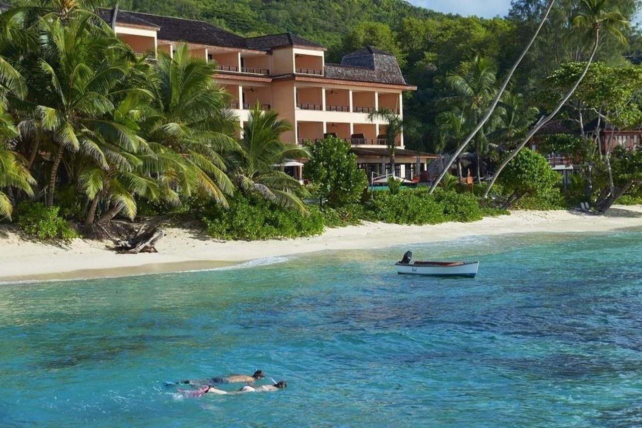 Doubletree By Hilton Seychelles Allamanda Resort & Spa Takamaka Exteriör bild